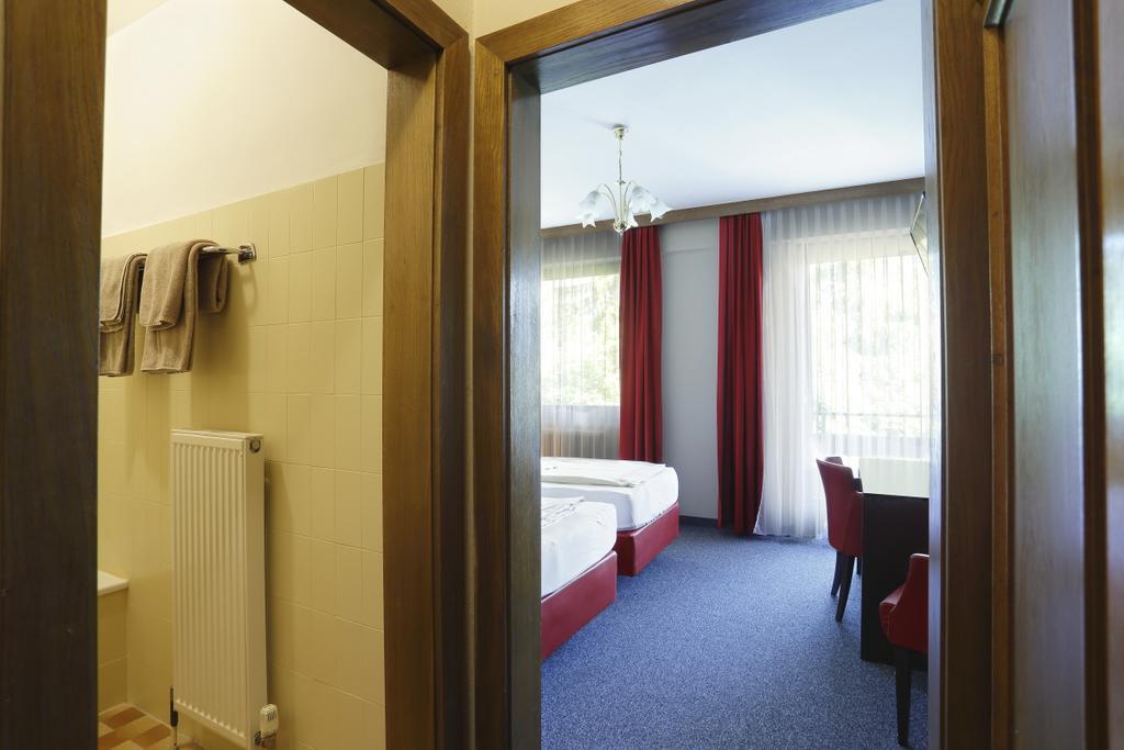 Alpen.Adria.Stadthotel Klagenfurt am Woerthersee Exterior foto